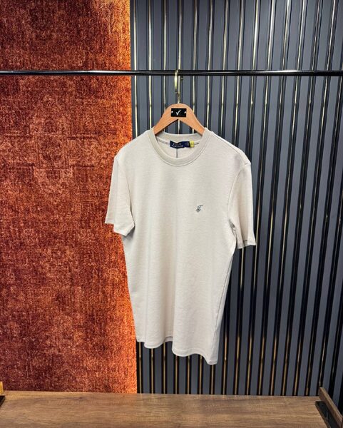 Apparel — TGS7uiwj8oMn view 2
