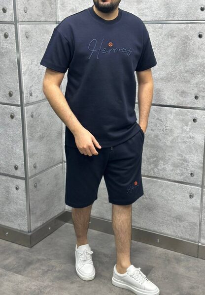 Apparel — TGSAwuGGCT4o