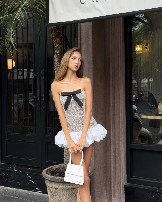 Apparel — TGSJ8XfsN3cP view