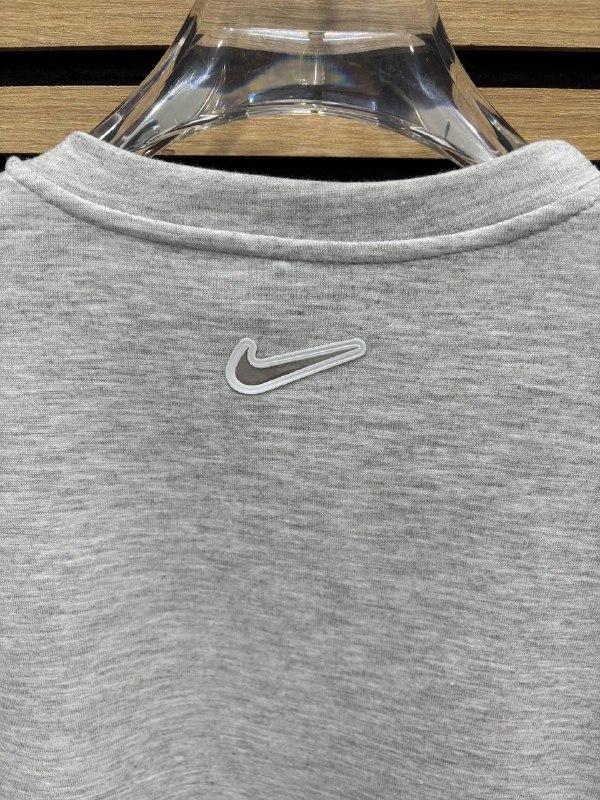 Apparel — TGSSEg8LMt_b view