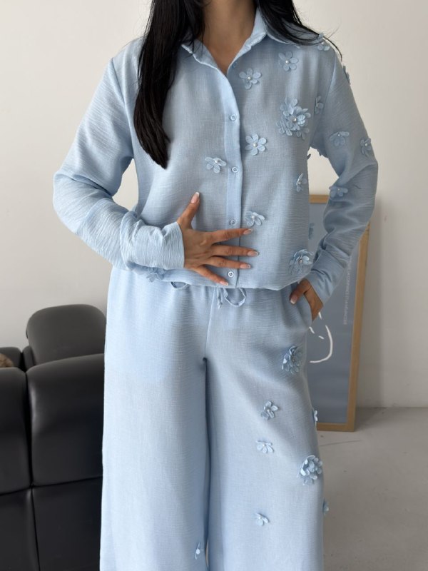 Apparel — TGSbNZYYjsiF view