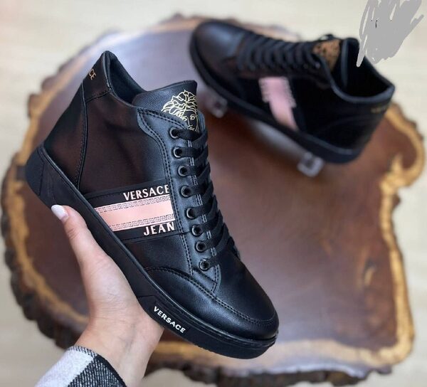 Versace Sneakers — TGSdknxeoYX9