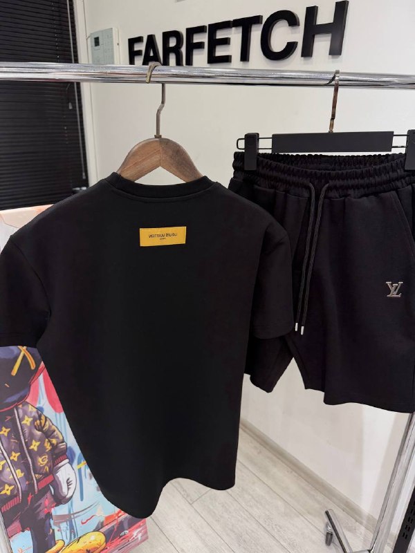 Apparel — TGSeiLkQCP4M view