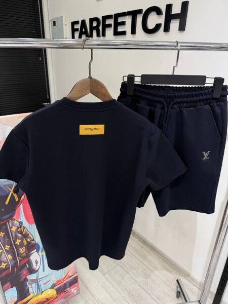 Apparel — TGSeiLkQCP4M view 4