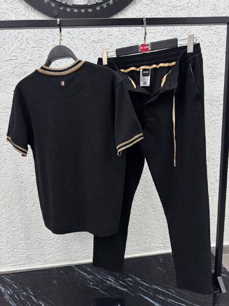 Apparel — TGSlCduhxaLq view 2