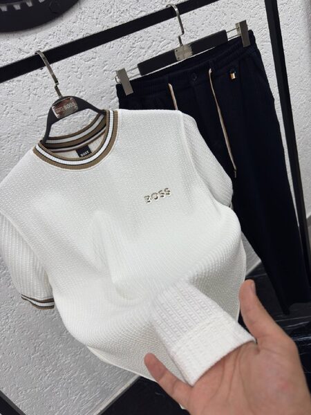 Apparel — TGSlCduhxaLq view 4