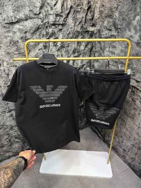 Apparel — TGSnxLGNf_dg