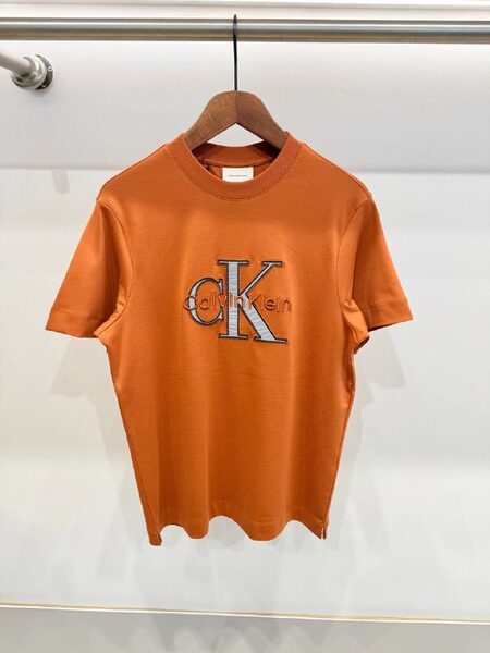 Apparel — TGSq-Ygqbxd_ view 2