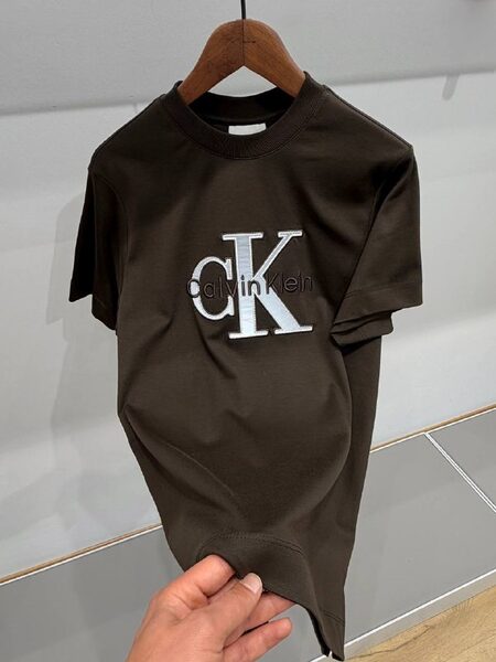 Apparel — TGSq-Ygqbxd_ view 5