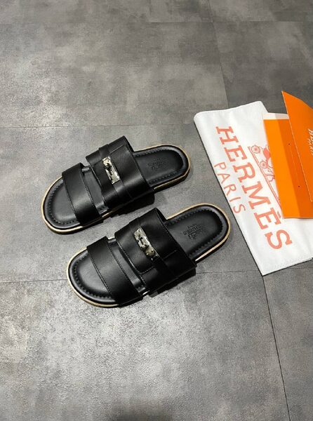 Men's Sneakers — TGT5OaUrt1T- view 2