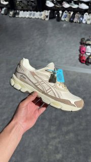Men's Sneakers — TGT8RZ21eIDk