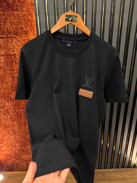 Apparel — TGTAd5IznZMl view 6