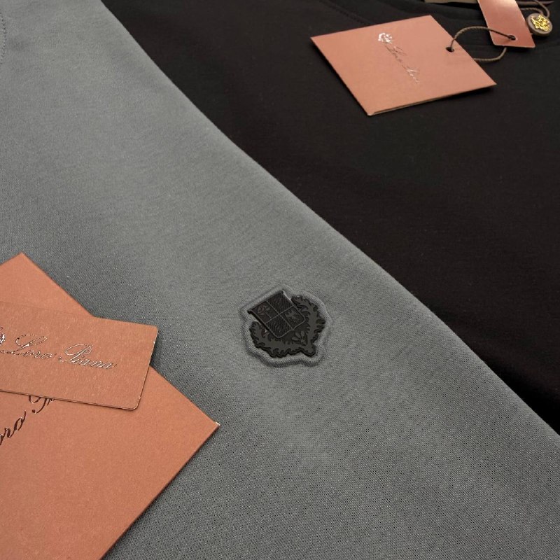 Apparel — TGTBIS9AVkhE view