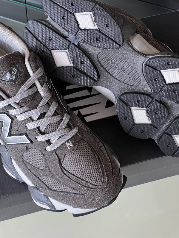 Men's Sneakers — TGTGIWS-tmQ- view