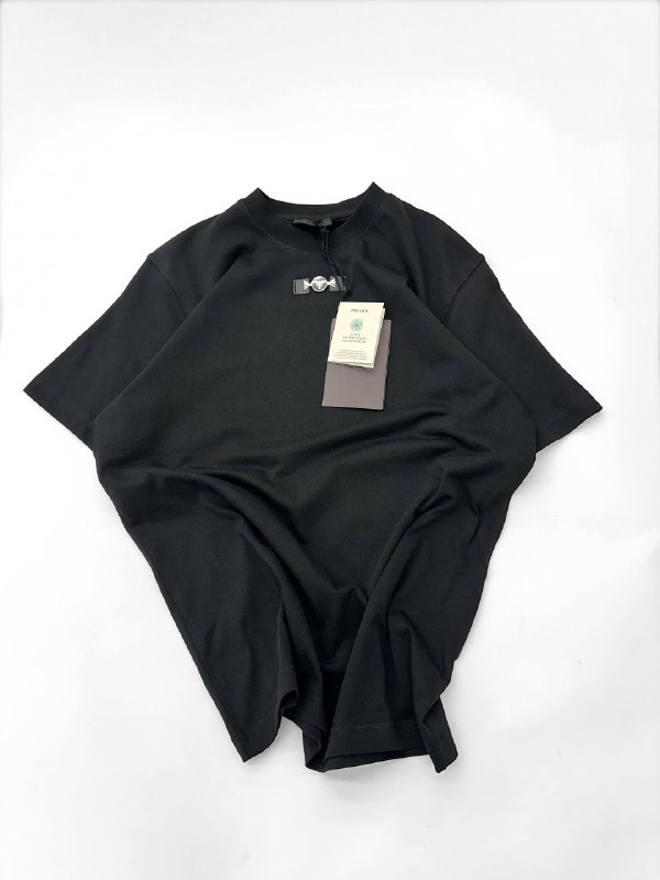 Apparel — TGTHRHXyN0MV