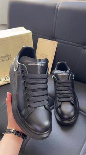 Men's Sneakers — TGTHjQczA1Rq view 2
