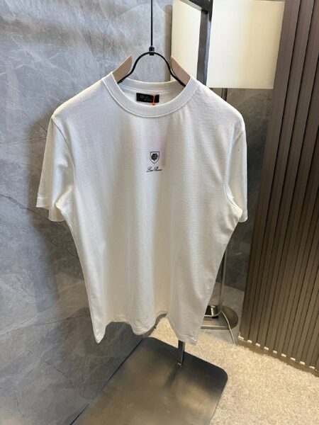 Apparel — TGTUqZ2y6hyK