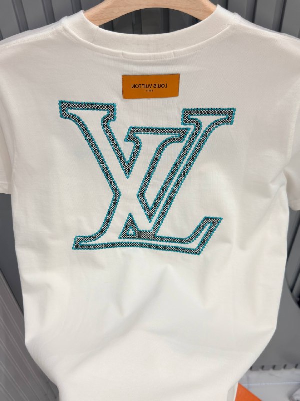Apparel — TGTYygIrMRKO view