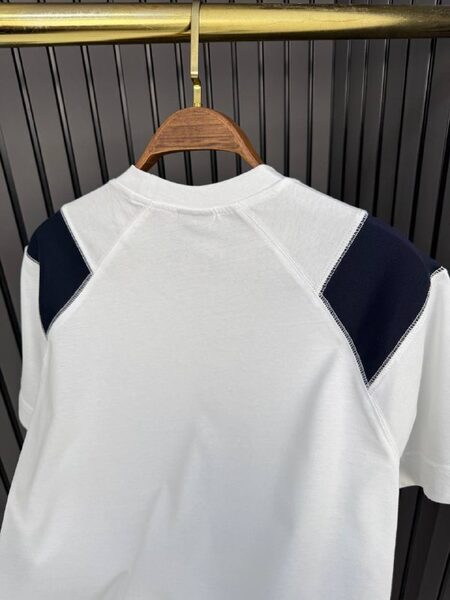 Apparel — TGTd0P_4vKEl view 8