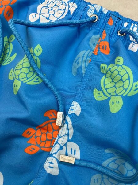 Apparel — TGTd4zihZUW4 view 4