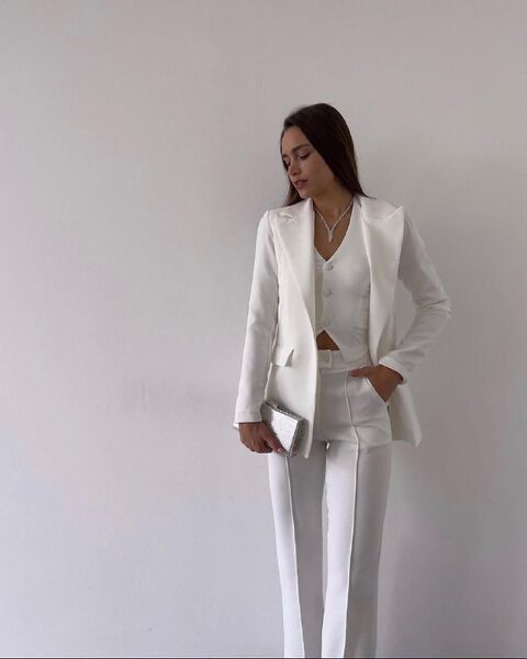 Apparel — TGTdrfZ1YHlI view 3
