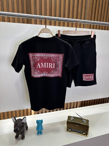 Apparel — TGTi5TuDPzZg view 2