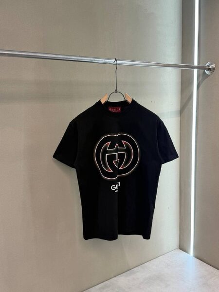 Apparel — TGTqd9ZxwCRp