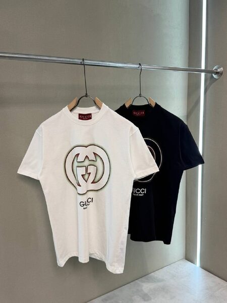 Apparel — TGTqd9ZxwCRp view 3