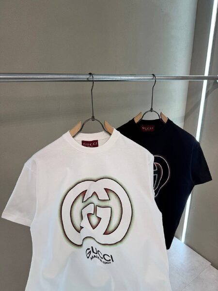 Apparel — TGTqd9ZxwCRp view 4