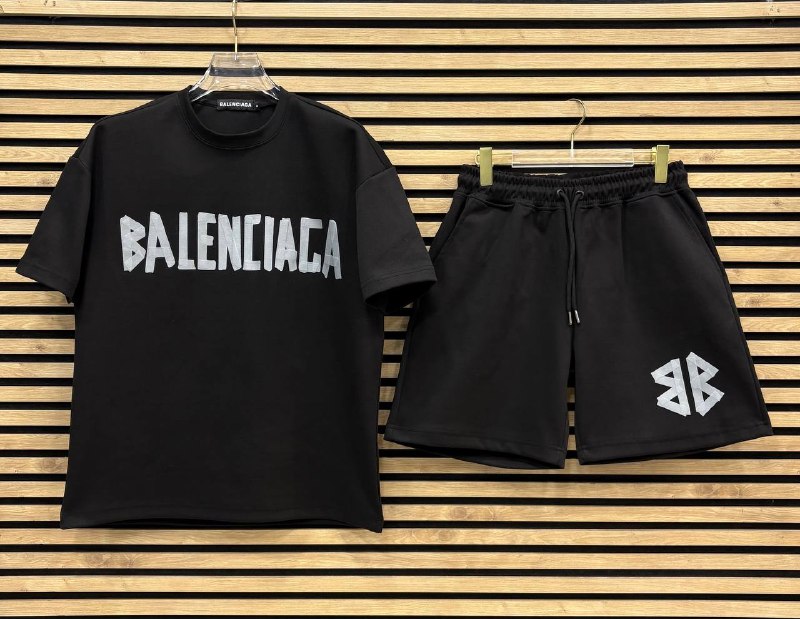 Apparel — TGTsQy2LLXcU
