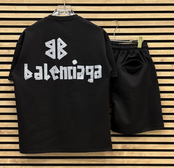 Apparel — TGTsQy2LLXcU view 2