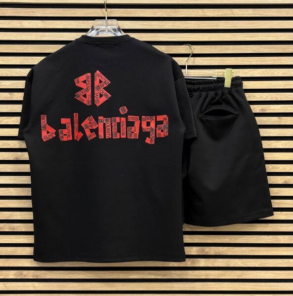 Apparel — TGTsQy2LLXcU view 4