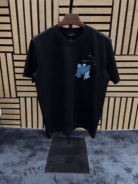 Apparel — TGTx9p39ftuP