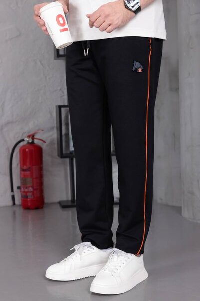 Apparel — TGU6Oo6GFW1d