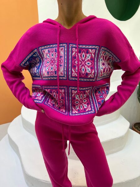 Apparel — TGUAhqRRs9ps view 2