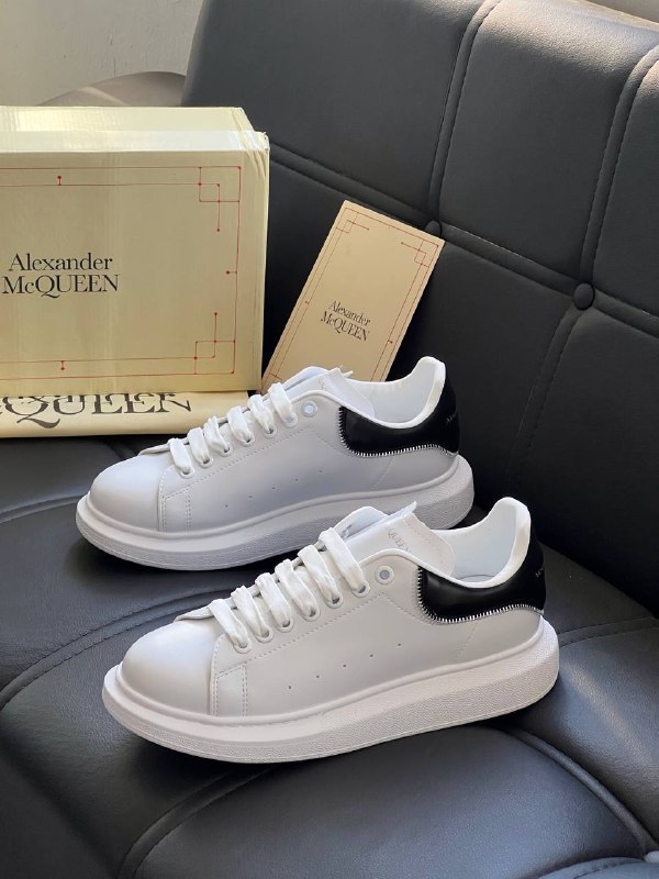 Men's Sneakers — TGUE4RhRaiNF