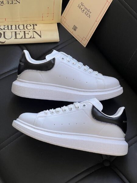 Men's Sneakers — TGUE4RhRaiNF view 2