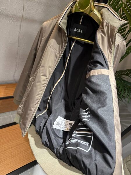 Apparel — TGUF4za-nWmo view 5