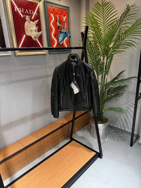 Apparel — TGUFGF2S8UVx