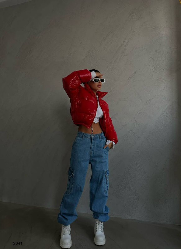 Apparel — TGUFoWGhPi0l view