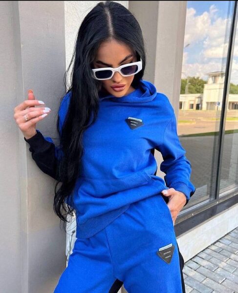 Apparel — TGUIiJ4q1XdO