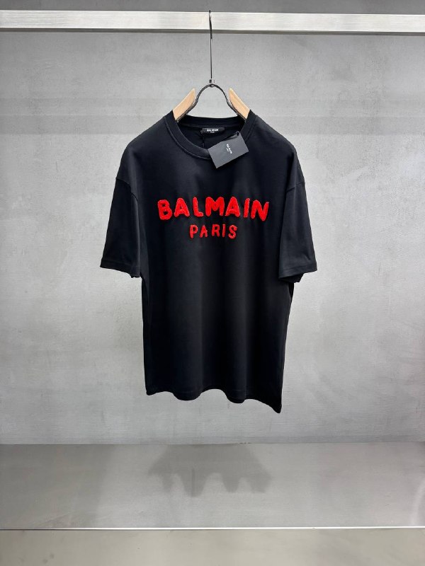 Apparel — TGUJf0Wb_4tM view