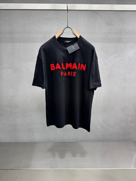 Apparel — TGUJf0Wb_4tM view 3
