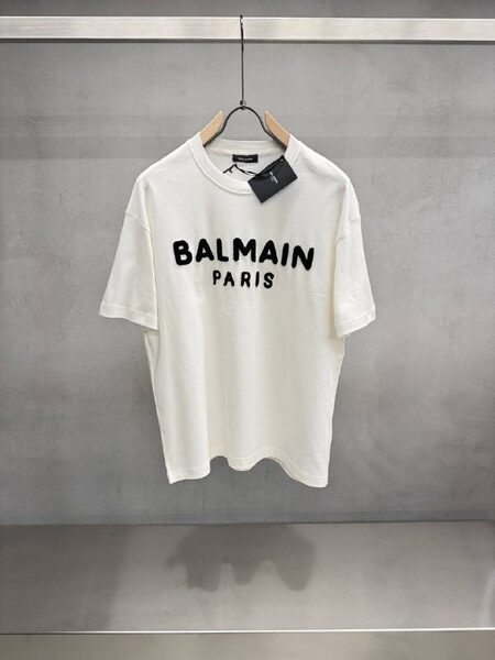 Apparel — TGUJf0Wb_4tM view 5