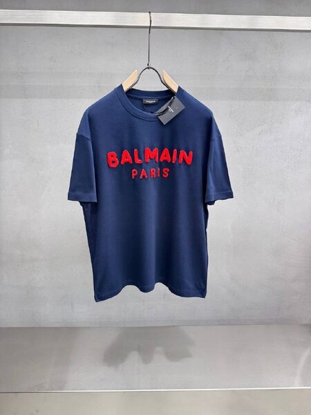 Apparel — TGUJf0Wb_4tM view 7