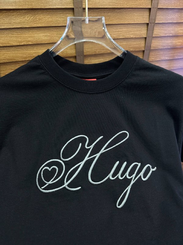 Apparel — TGUQmn-0Oluq