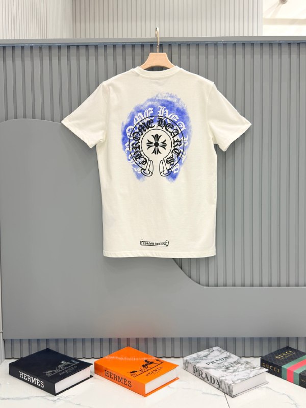 Apparel — TGURPNkgajVs