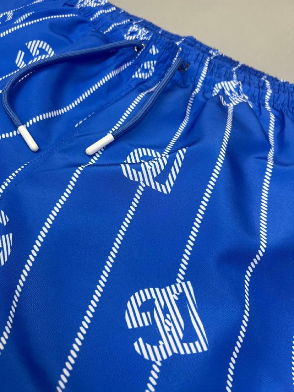 Apparel — TGUT91RM0dmZ view