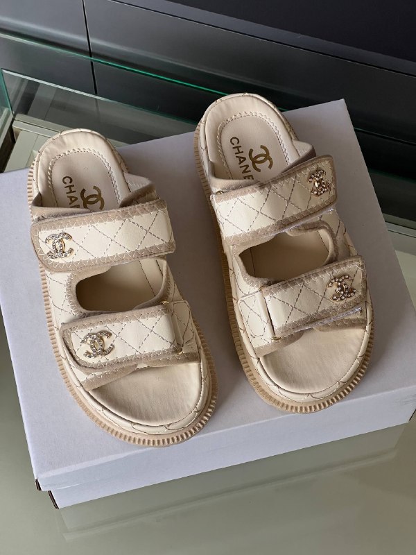 Women's Shoes — TGUU9ERTiDLk view