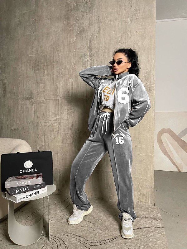Apparel — TGUbhDijGKWI view
